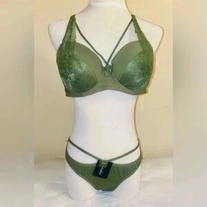 🍀 Green Lace Lingerie  Set 🍀
